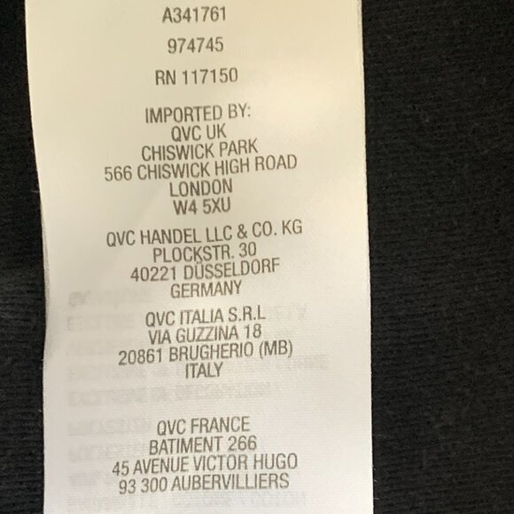 Quacker Factory Top Embroidered Roses  Rhinestones Sz L Black #20A - Picture 9 of 9